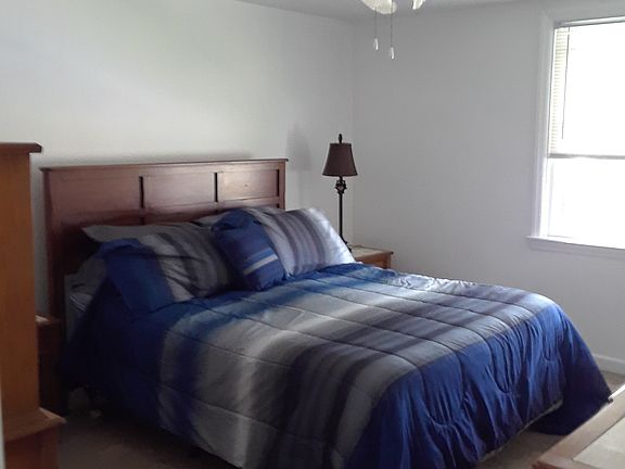 4th image of 646 W Ashland Ave