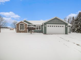 5630 E Olive Rd, Breckenridge, MI 48615