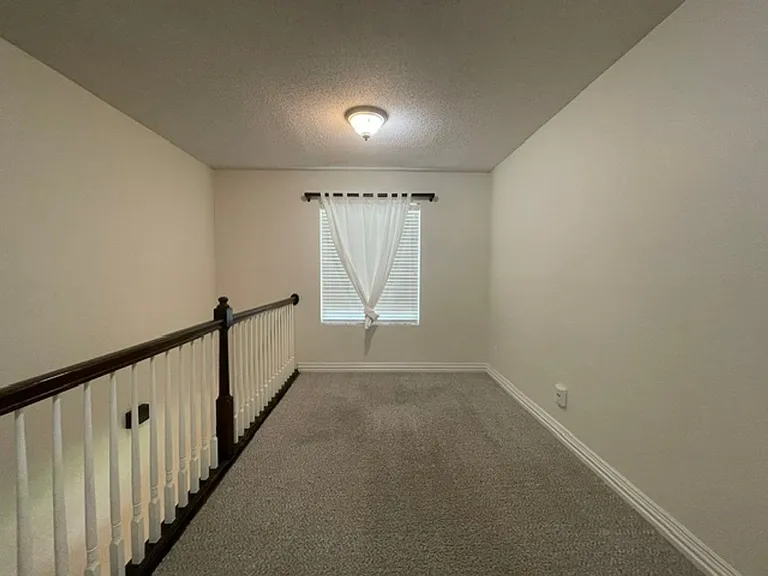 3222 Mapleridge Dr — Photo 18