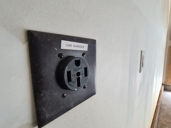 3rd image of 163 Lennei Ln