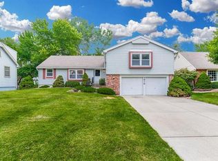 9819 Connell Dr, Overland Park, KS 66212
