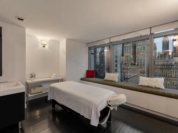 123 Washington Street image 10 of 10