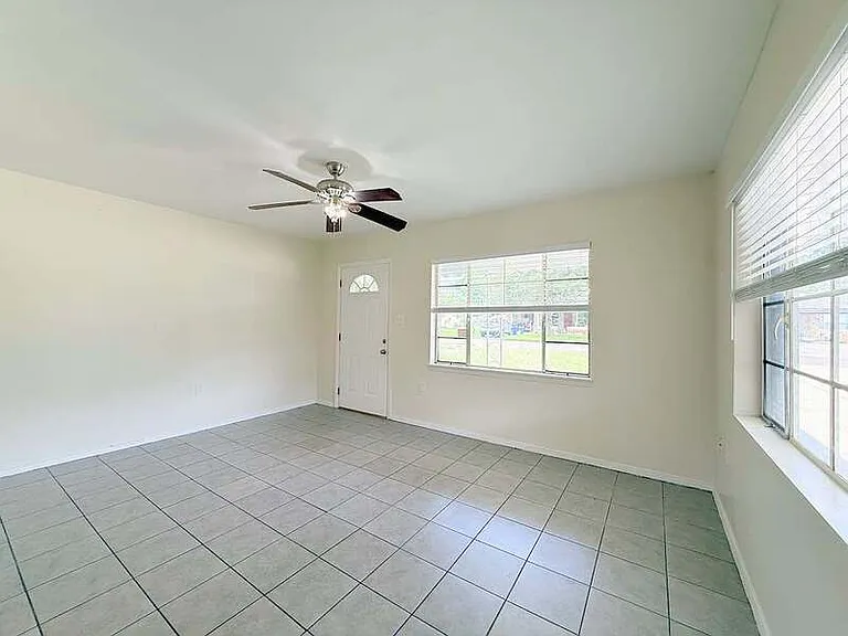 1318 Divot Ln — Photo 16