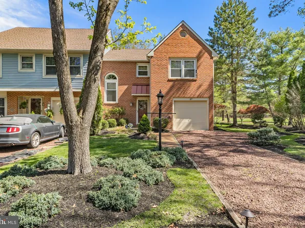 27 Majestic Way, Marlton, NJ 08053