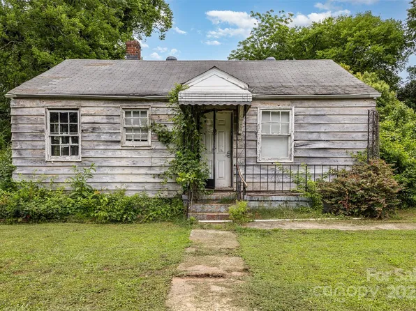 2308 Vanderbilt Rd, Charlotte, NC 28206