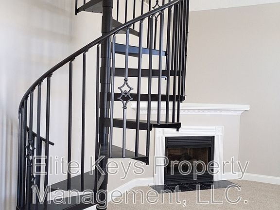 5th image of 814 11th St