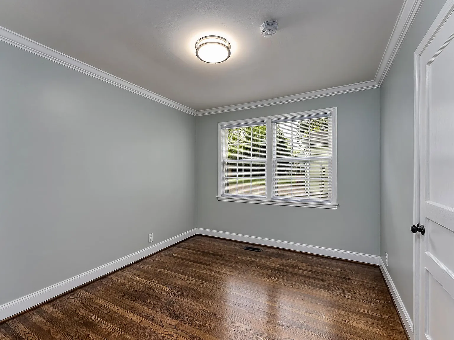 3707 Hewlett Dr — Photo 4