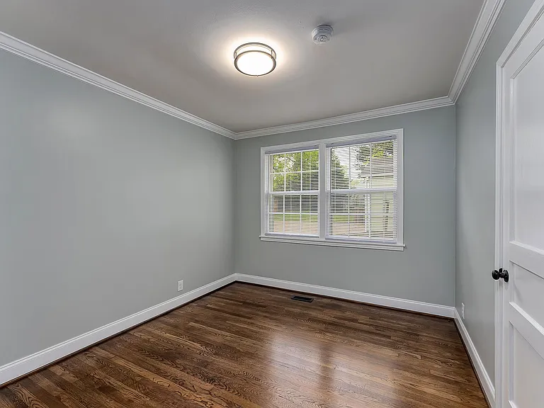 3707 Hewlett Dr — Photo 4