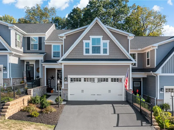 114 Dana Dr, Eighty Four, PA 15330