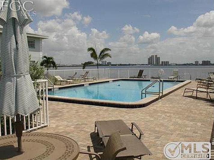 1st image of 3322 N Key Dr