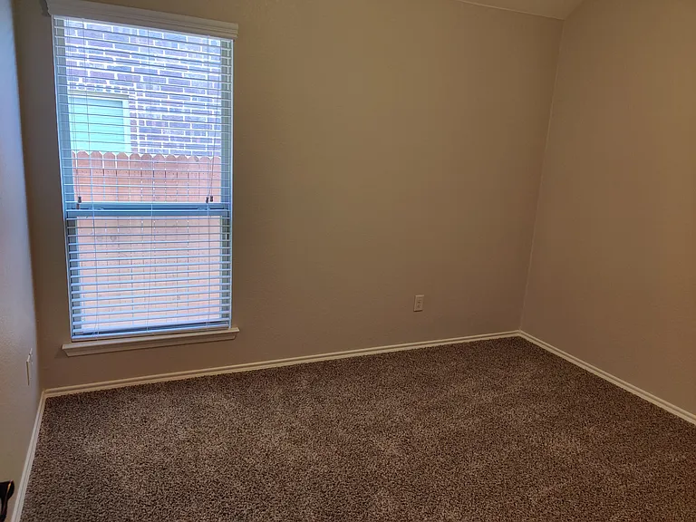 9901 Pronghorn Rd — Photo 26