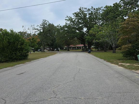 4th image of 215 George Ave