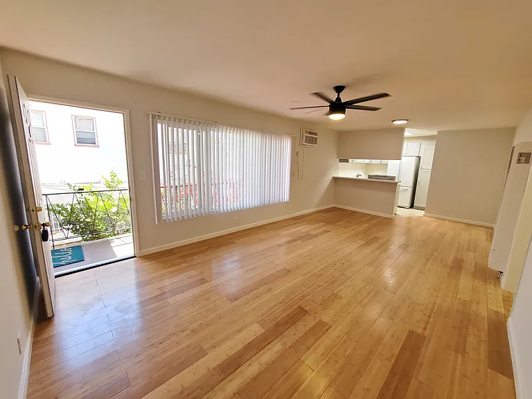 8529 Saturn St #4 — Photo 4
