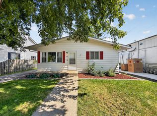 116 N Hickory St, Waterman, IL 60556