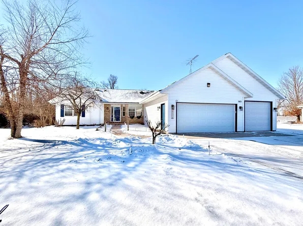 W6178 Westlake Ct, Fond Du Lac, WI 54937
