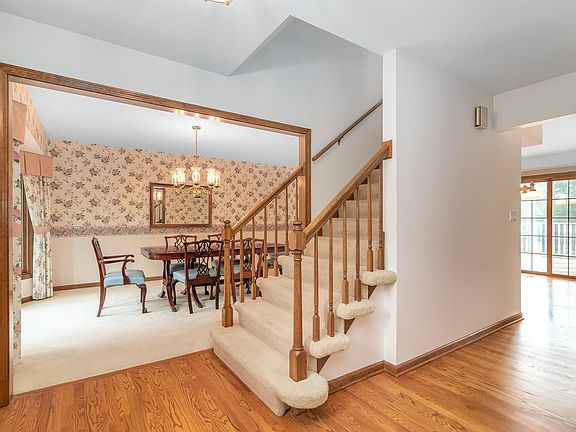2nd image of 2917 71st St