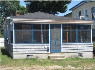 4 W Old Orchard Ave, Old Orchard Beach, ME 04064