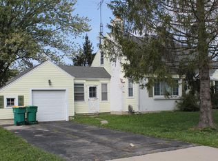 1927 Sunny Ridge Rd N, Dayton, OH 45414