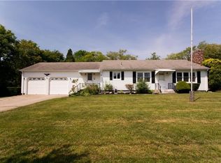 5 Roseland Dr, Tiverton, RI 02878