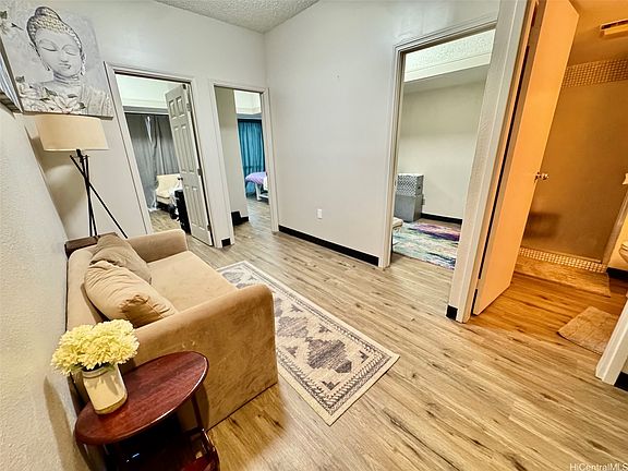 3rd image of 1188 Bishop St Ste 1107