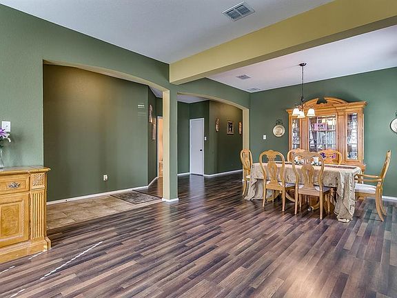 5th image of 6548 Manitoba St