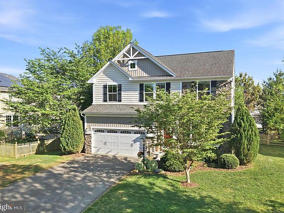 3rd image of 9467 Merrimont Trace Cir