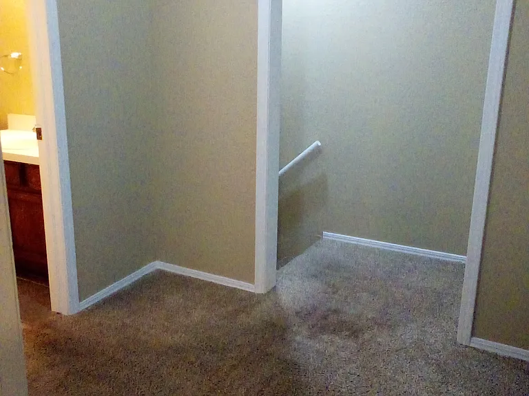 8744 N Rockwell Dr — Photo 7