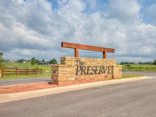 8101 Autumn Blaze Dr #12, Blanchard, OK 73010