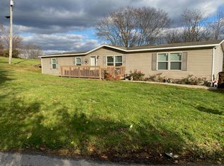 221 Fardo Ln, California, KY 41007
