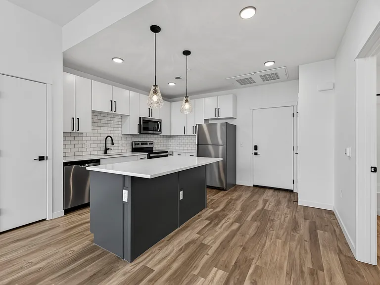 Village Apartments — Photo 45