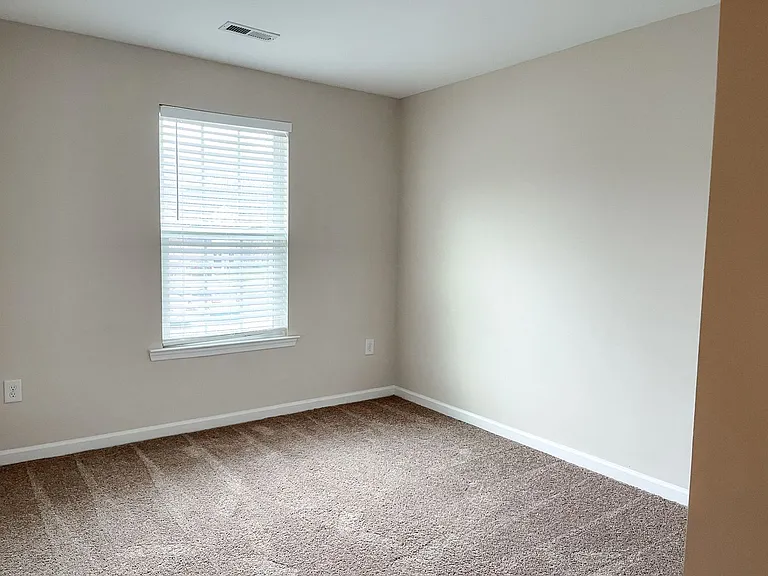 120 Kelly St — Photo 40