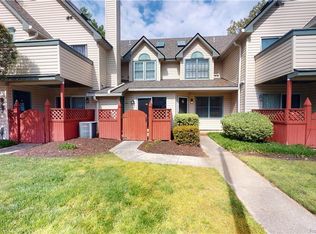 6 Tamarisk Quay APT B, Hampton, VA 23666