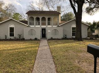 11307 Valley Stream Dr, Houston, TX 77043