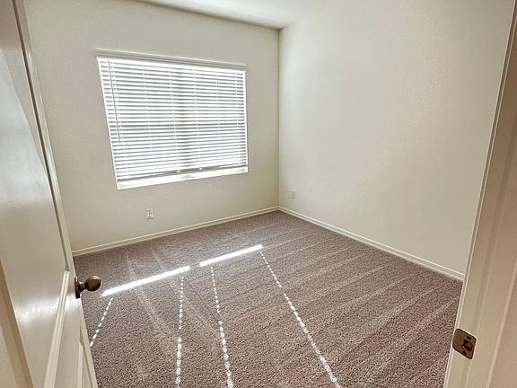 2nd image of 3654 S 95th Ln
