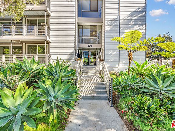 2nd image of 424 N Palm Dr Unit 103