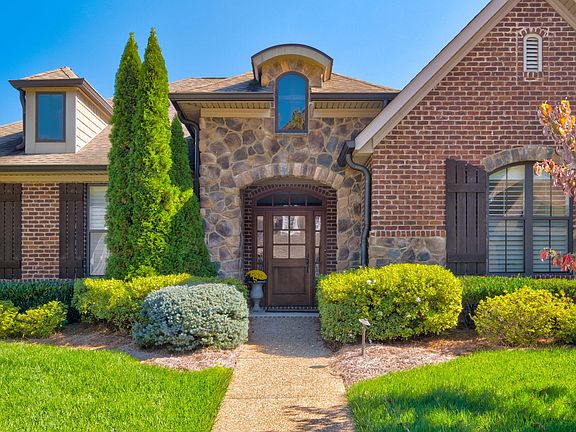 4th image of 11226 Matthews Cove Ln