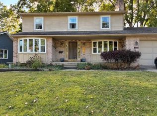 1424 Dicken Dr, Ann Arbor, MI 48103