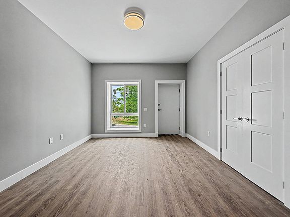 4th image of 199 Pine St #8
