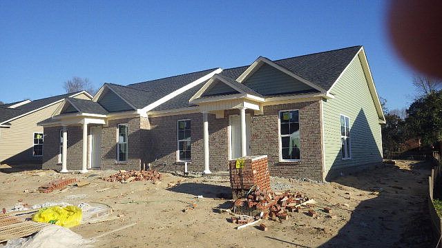 1st image of 447-449 Metz Drive