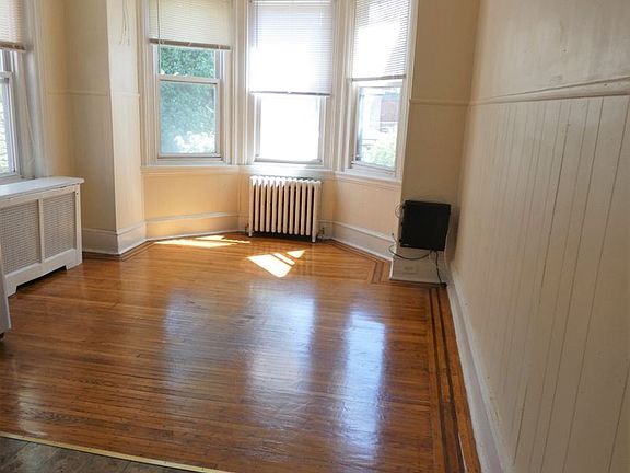 4th image of 4806 Baltimore Ave Floor 2