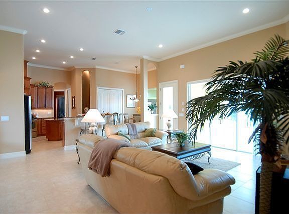 5th image of 3451 Gatlin Dr