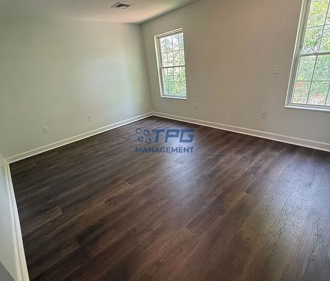 245 N 19th St #2 — Photo 2