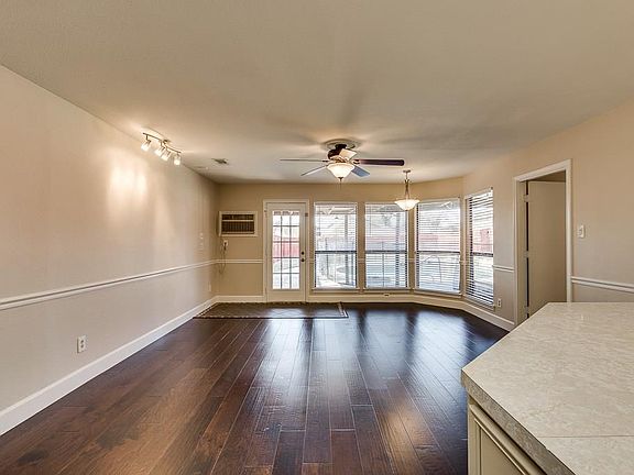 5th image of 2218 Carmel Dr