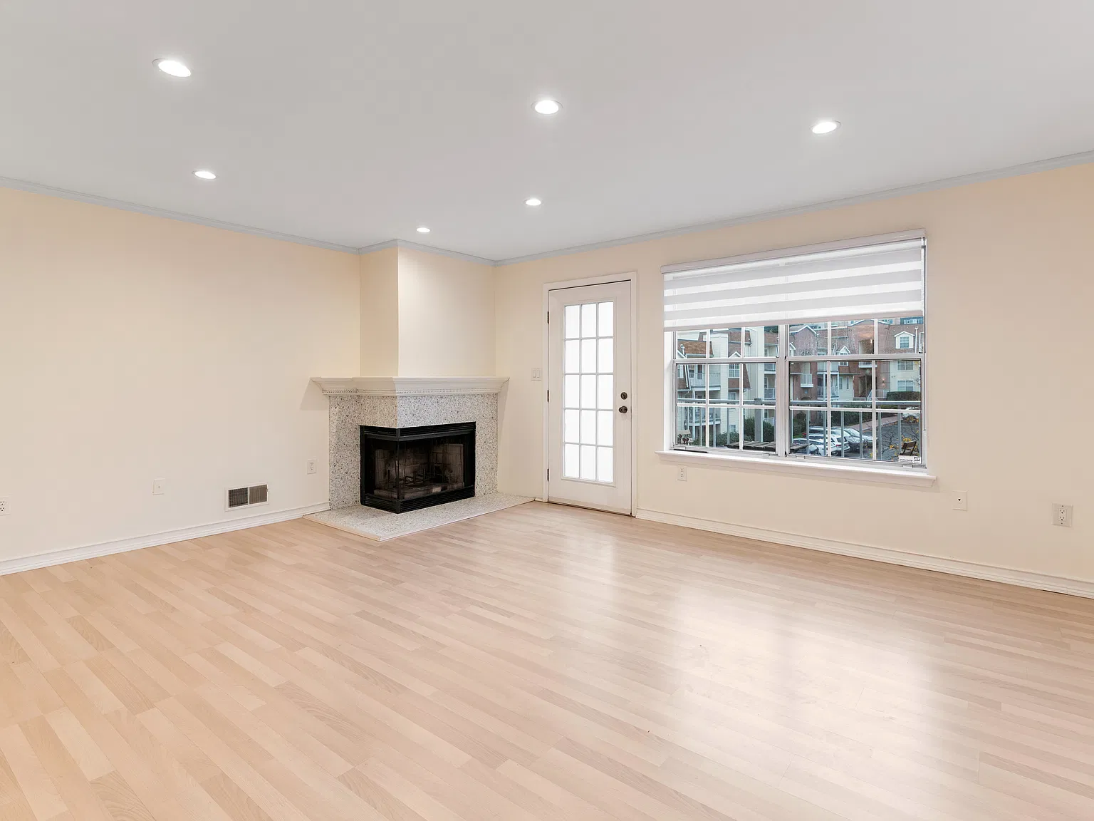 2 bed, 1252 sqft, $3,500 — Photo 1
