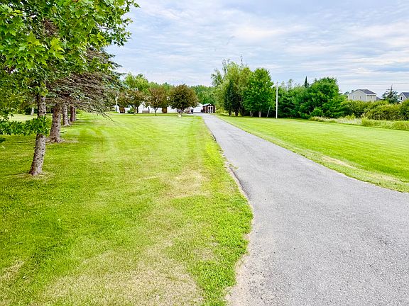 4th image of 142 Lake Road
