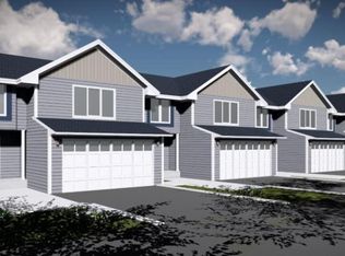 7777 Sterling Dr, Rockford, MN 55373