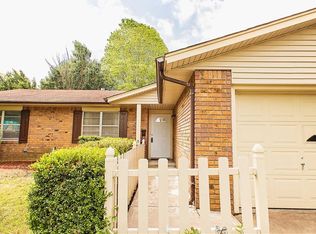 2705 Tracee Way, Springdale, AR 72762