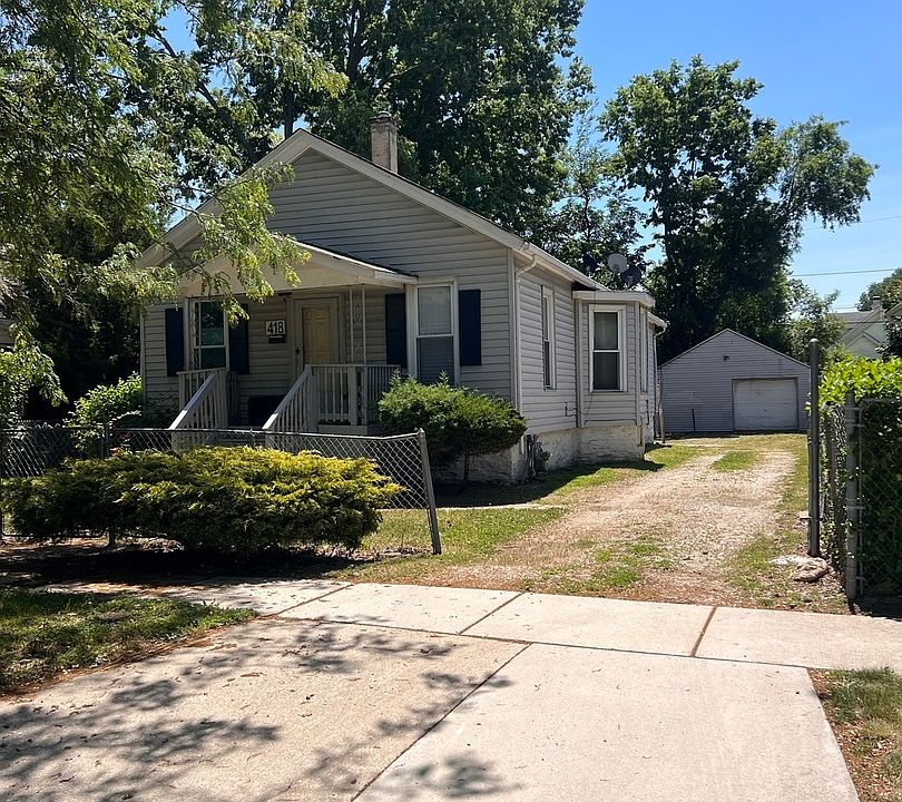 1st image of 418 Irving St