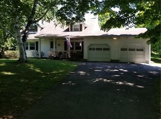 2726 King Rd, Sauquoit, NY 13456