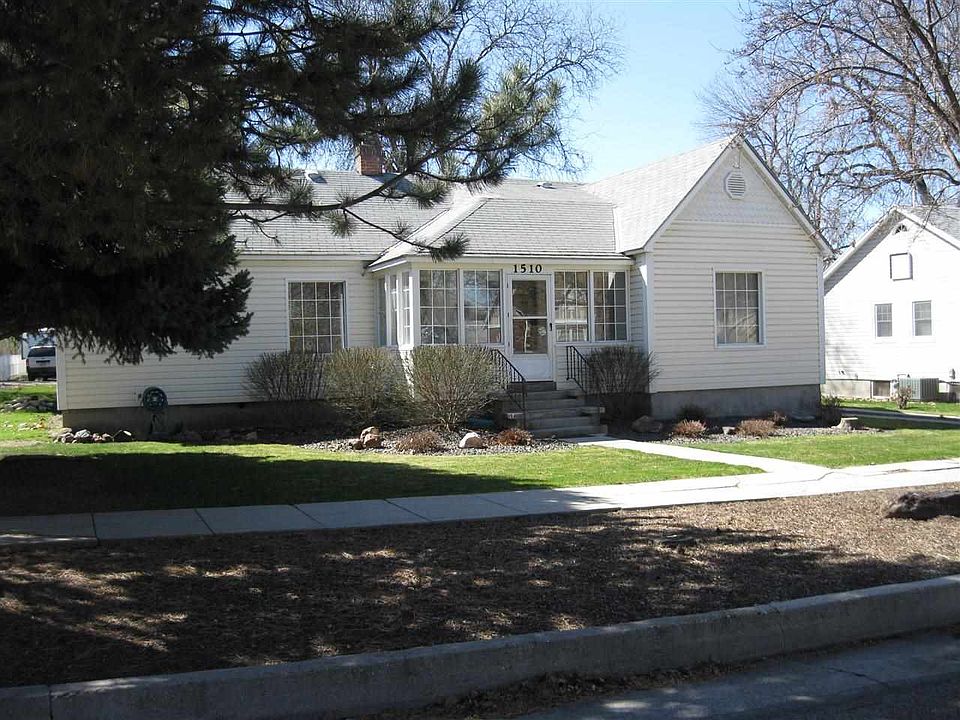 1st image of 1510 Everett St